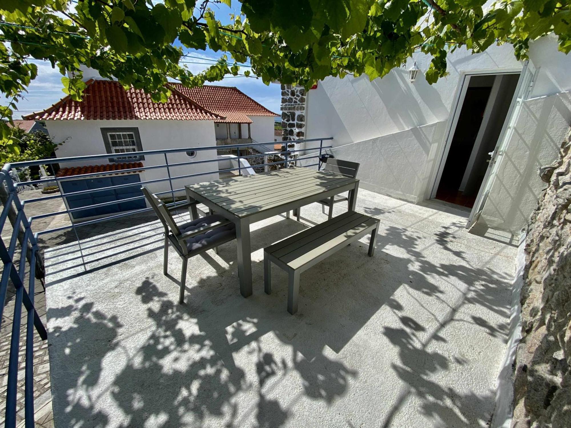 Solar Laginha - Apartamentos, Quartos, Camas Em Dormitorio 阿菲菲 外观 照片